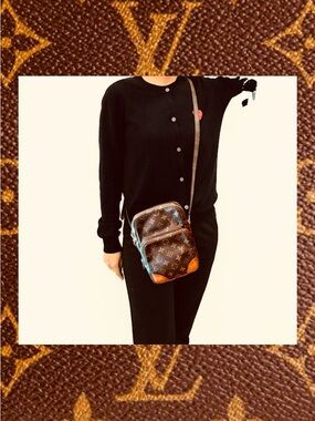 Louis Vuitton Danube vintage Crossbody monogram bag 1989